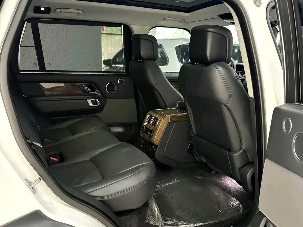 Land Rover Range Rover 2018 — фото 8