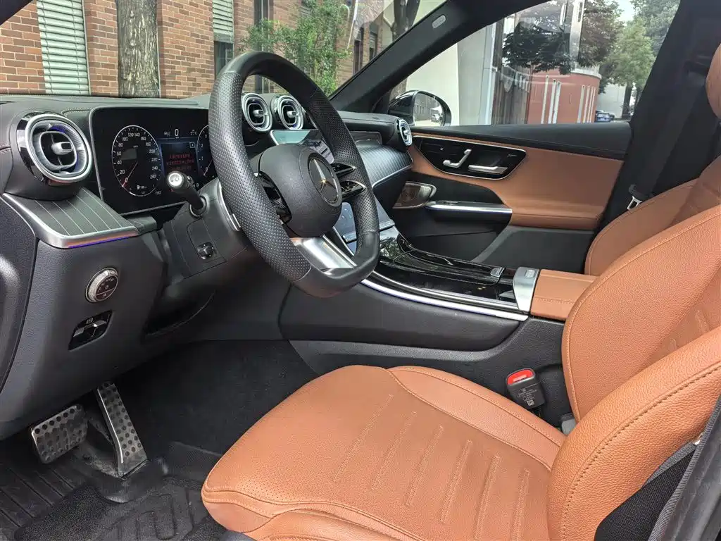 Mercedes-Benz GLC 2023