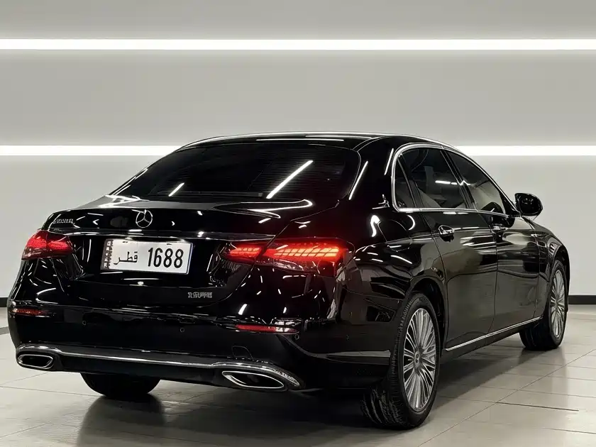 Mercedes-Benz E-Class 2022