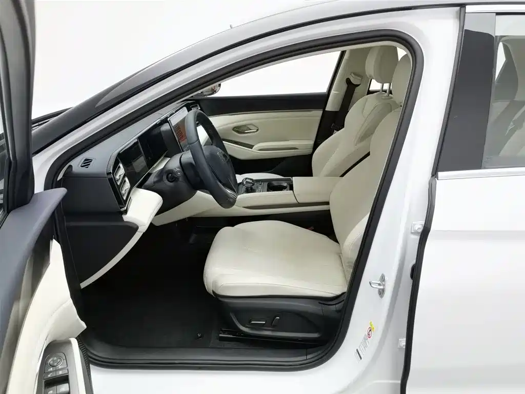 BYD Qin L 2025 — фото 10