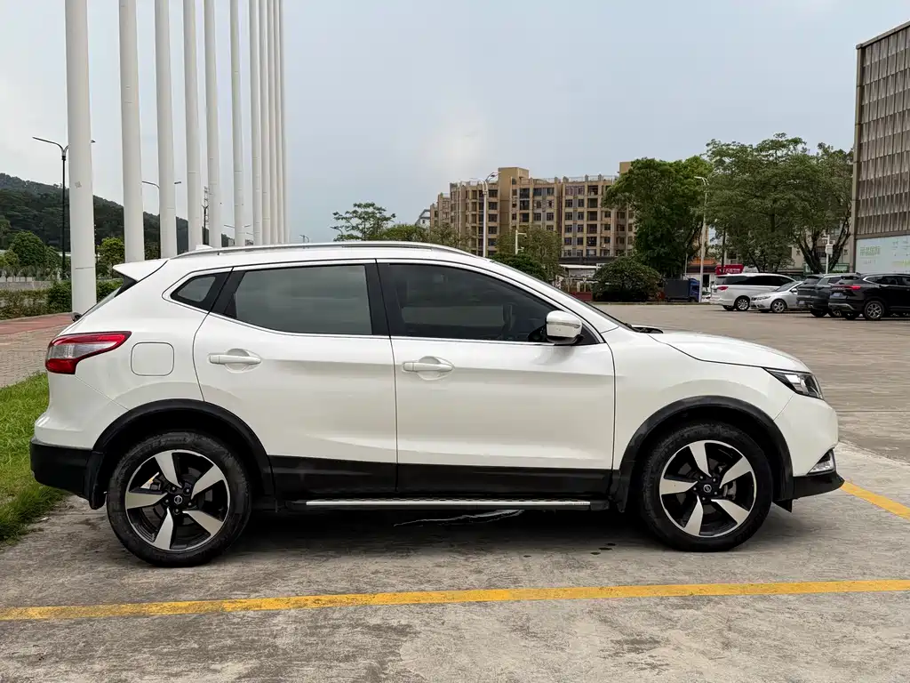 Nissan Qashqai 2018 — фото 23
