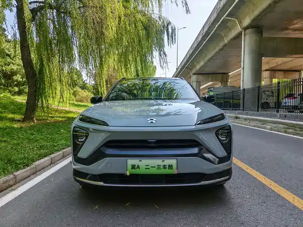NIO ES6 2020