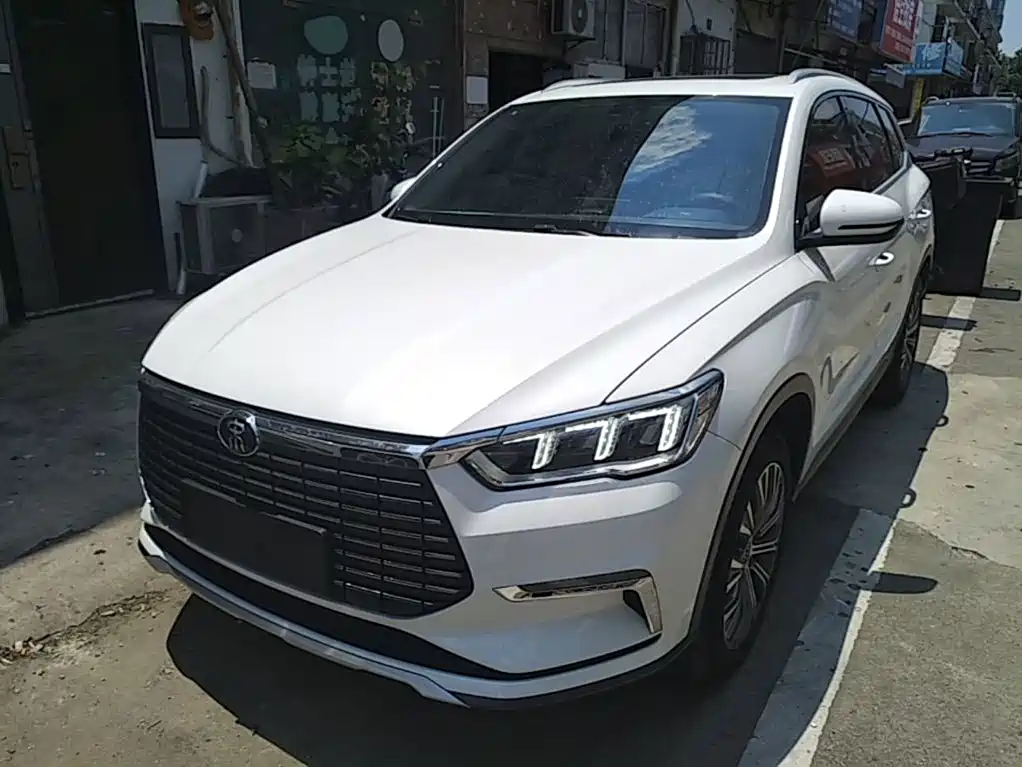 BYD Song Pro New Energy 2020 — фото 1