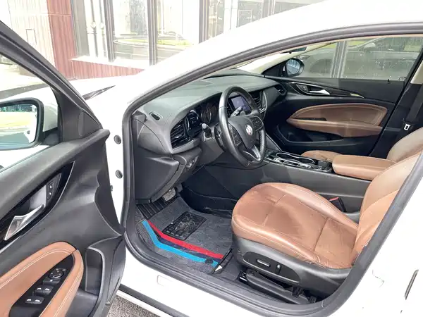 Buick Regal 2020