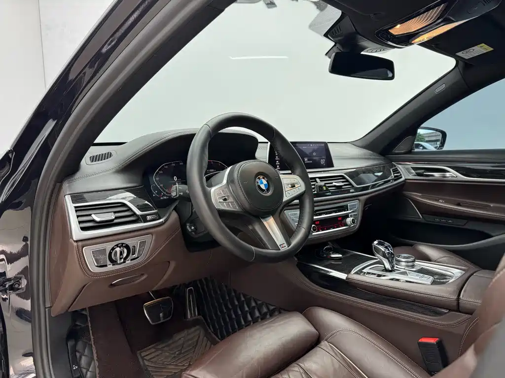 BMW 7 Series 2019