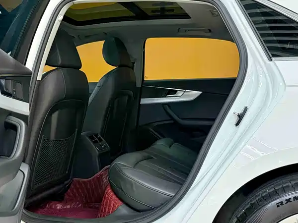 Audi A4L 2017