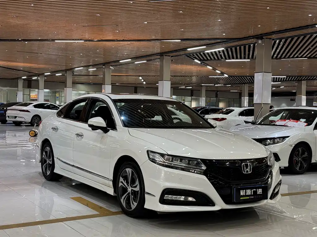 Honda Spirior 2018 — фото 3