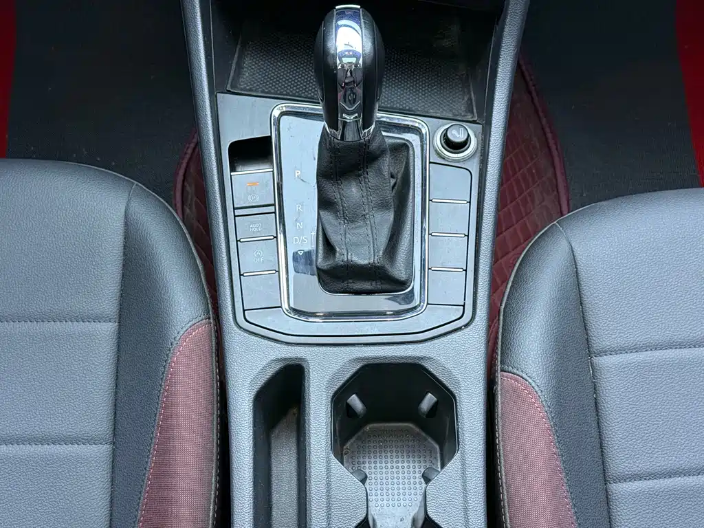 Volkswagen Bora 2019 — фото 8