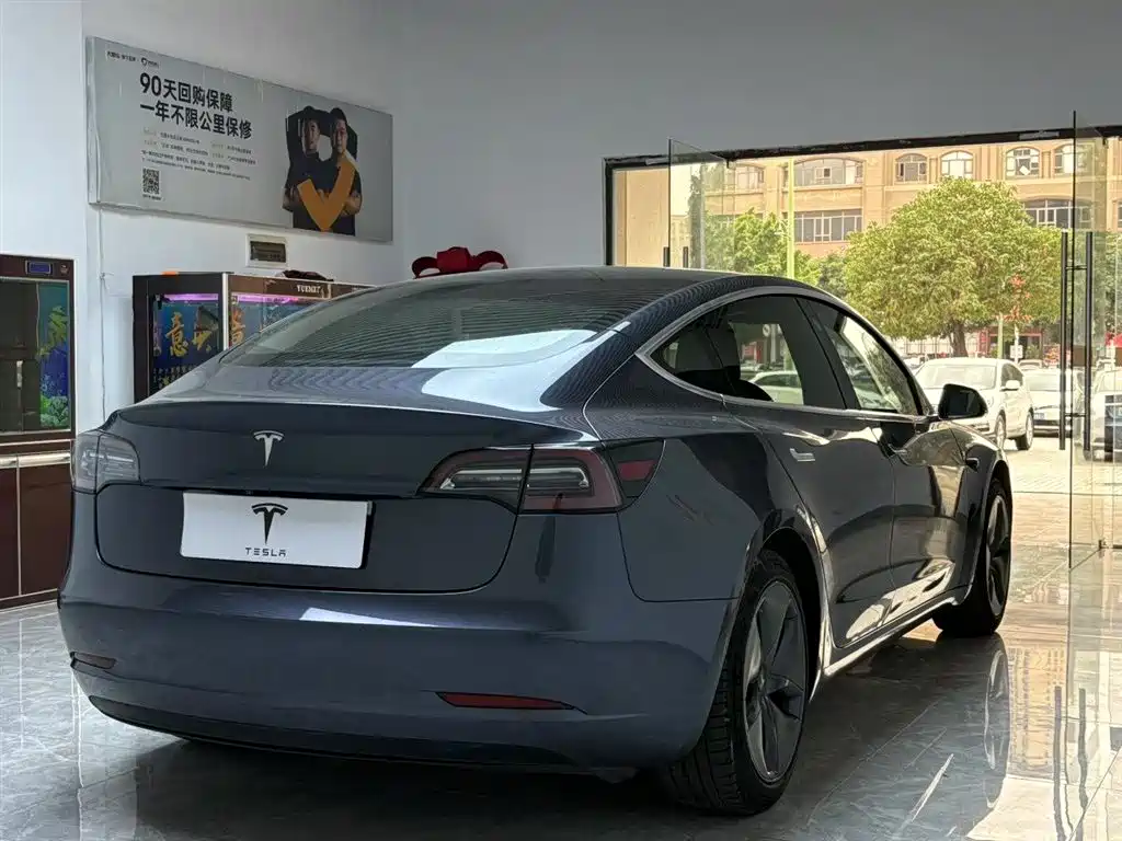 Tesla Model 3 2019 — фото 7