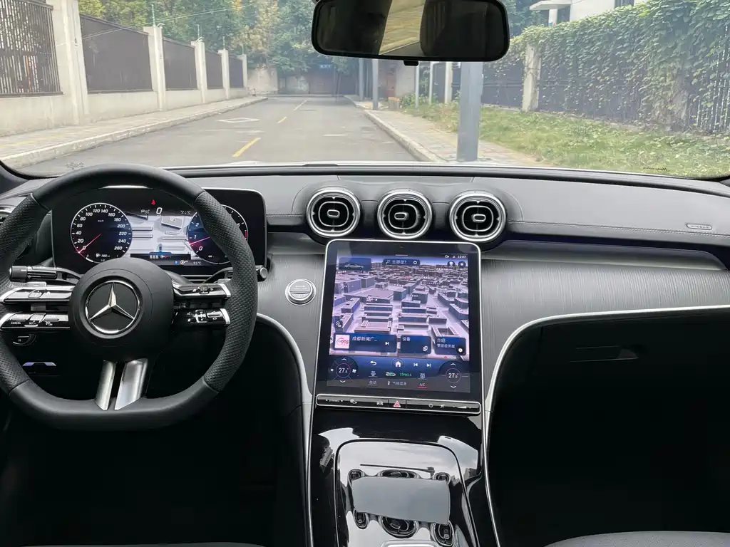 Mercedes-Benz C-Class 2022