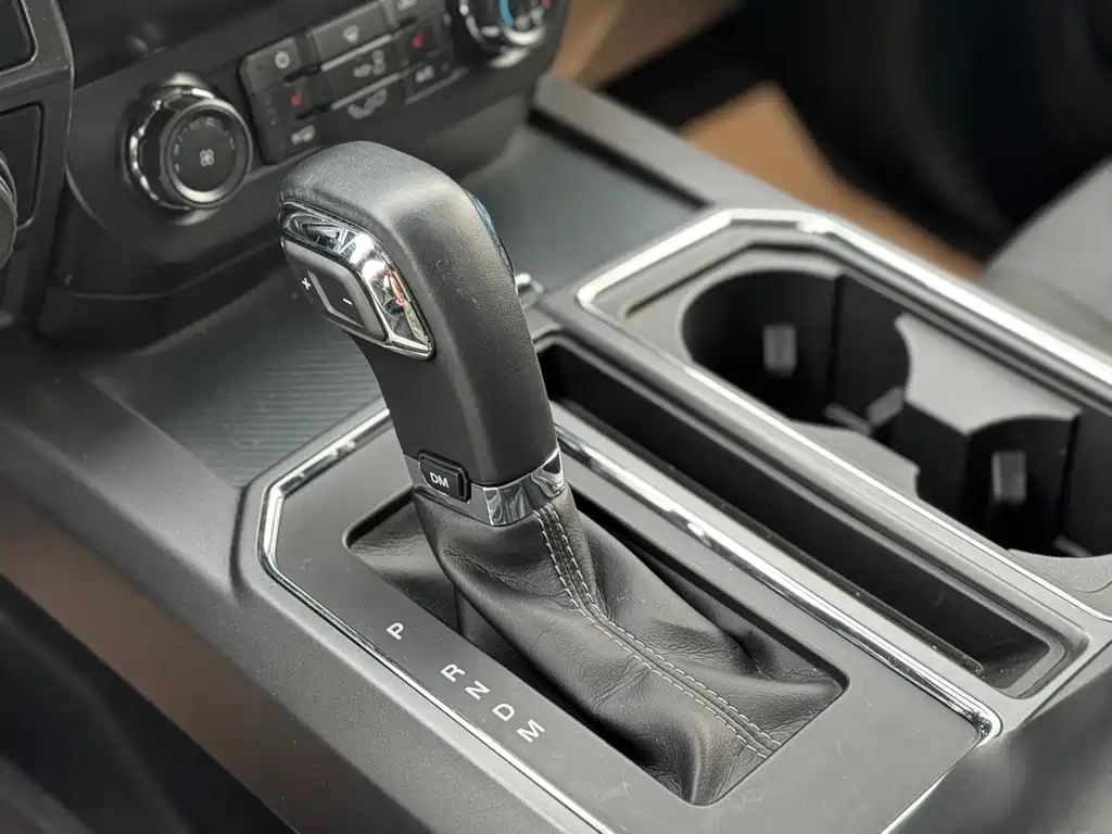 Ford F-150 Raptor 2020 — фото 12
