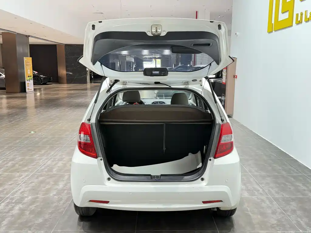 Honda Fit 2013 — фото 30