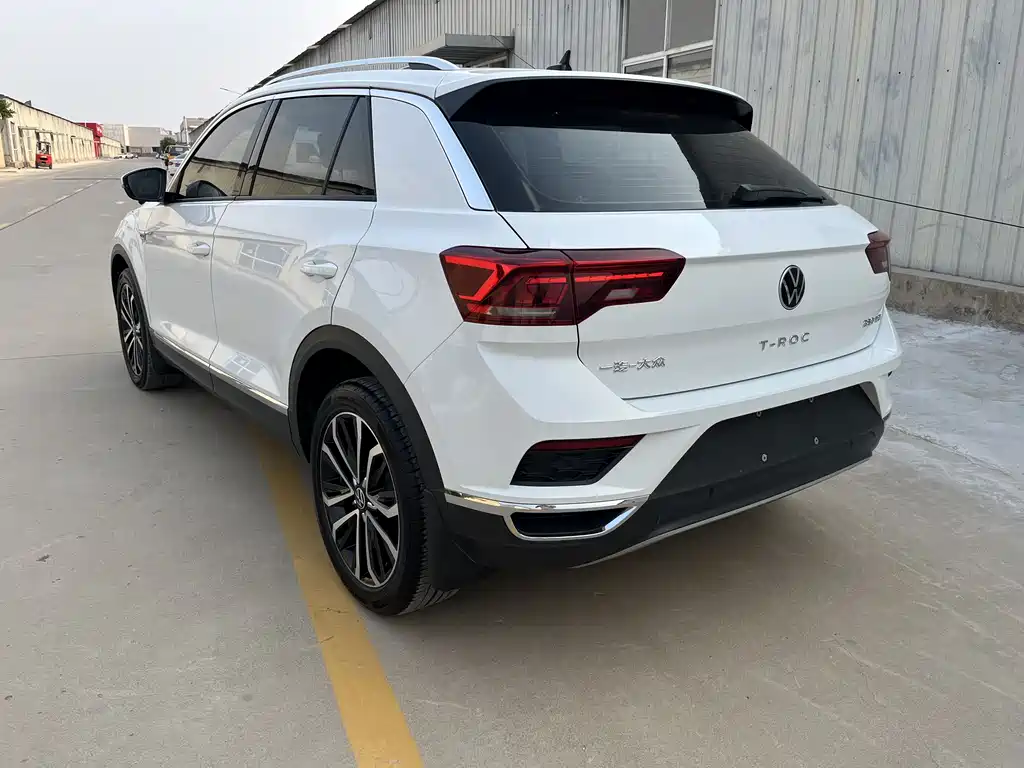 Volkswagen T-Roc 2022 — фото 14