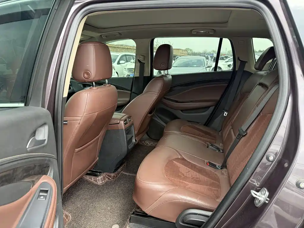 Buick Envision Plus 2016 — фото 4