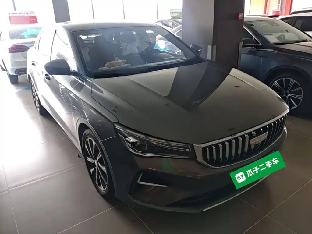 Geely Emgrand 2025