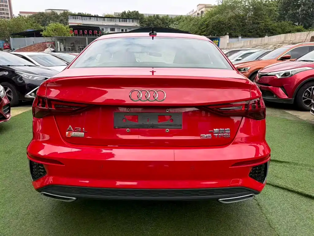 Audi A3 2022 — фото 12