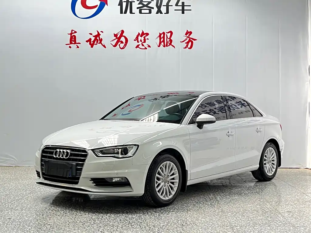 Audi A3 2017 — фото 1