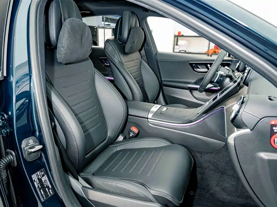 Mercedes-Benz C-Class 2026 — фото 18