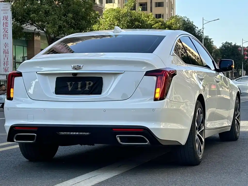 Cadillac CT5 2023 — фото 4