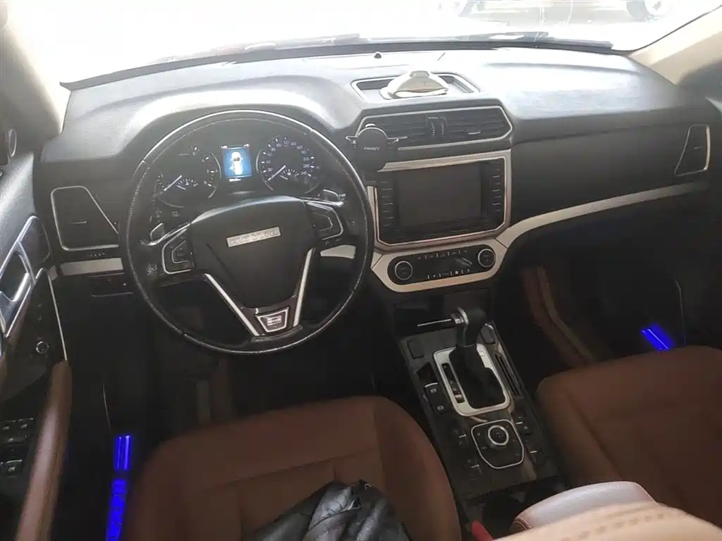 Haval H6 Coupe 2016 — фото 16