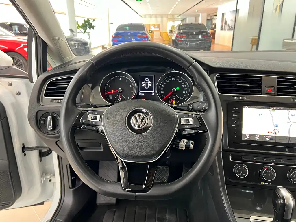 Volkswagen Golf 2020