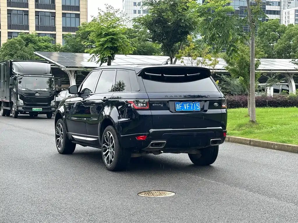 Land Rover Sport 2021