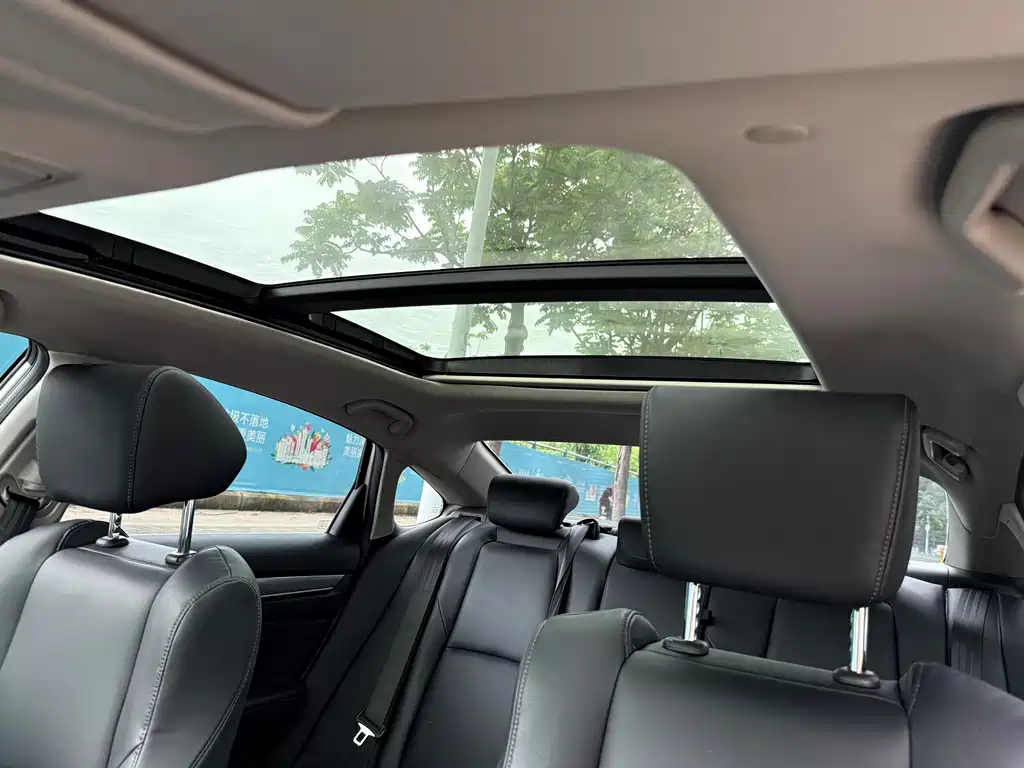 Honda Accord 2019 — фото 20