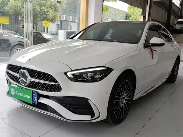Mercedes-Benz C-Class 2024