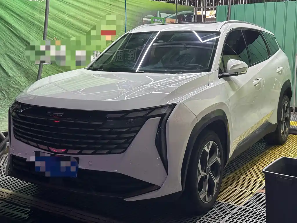 Geely Boyue L 2024