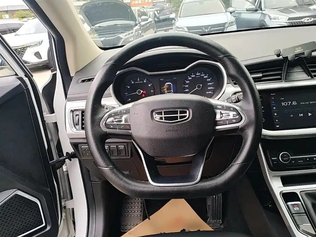 Geely Emgrand GS 2020 — фото 11