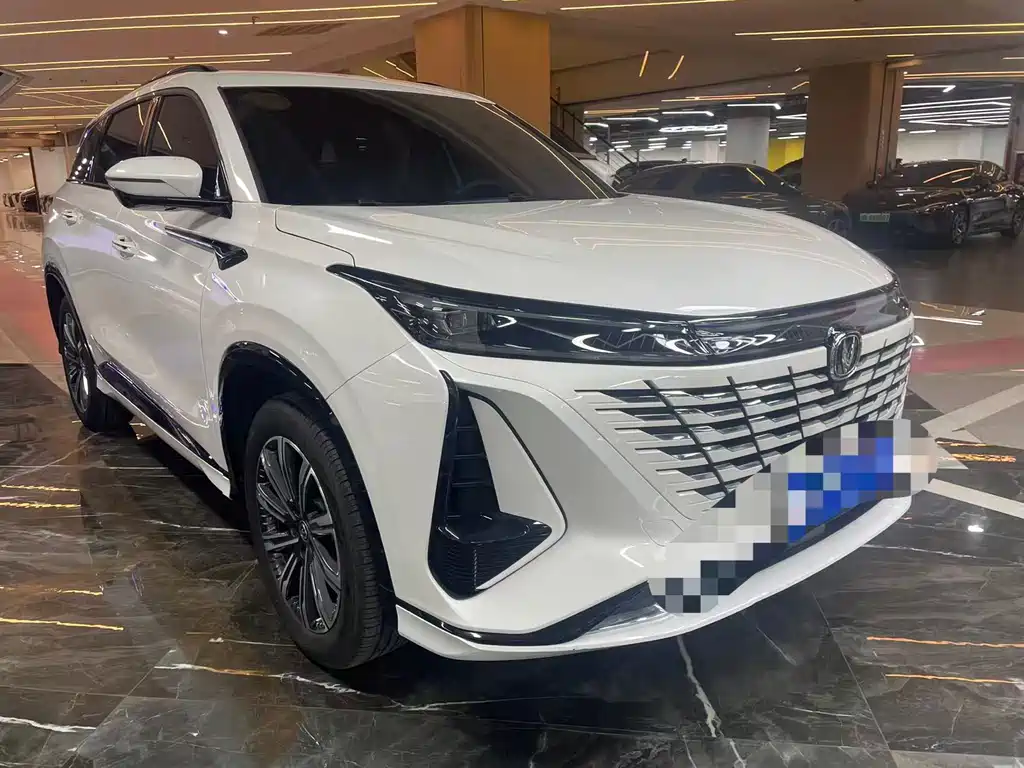 Changan CS75 PLUS 2024 — фото 3