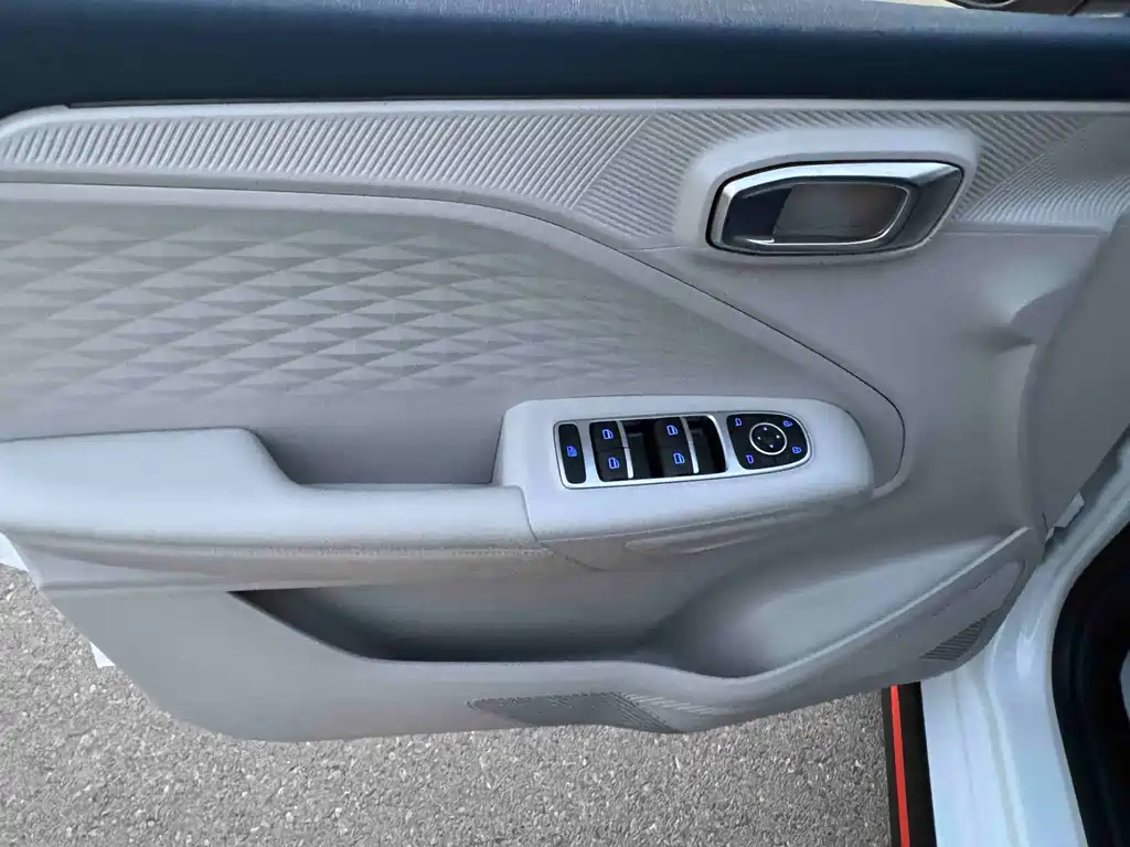 Chery Tiggo 3x 2023 — фото 17