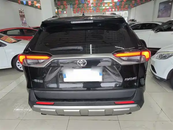 Toyota RAV4 2024