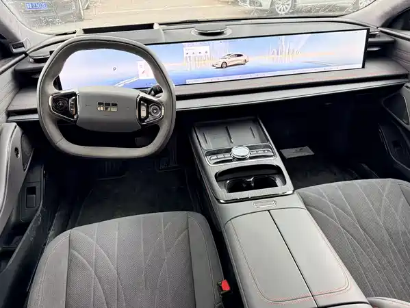 Geely Galaxy E8 2025