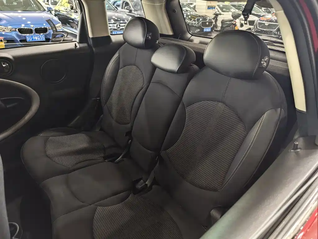 MINI Countryman 2015
