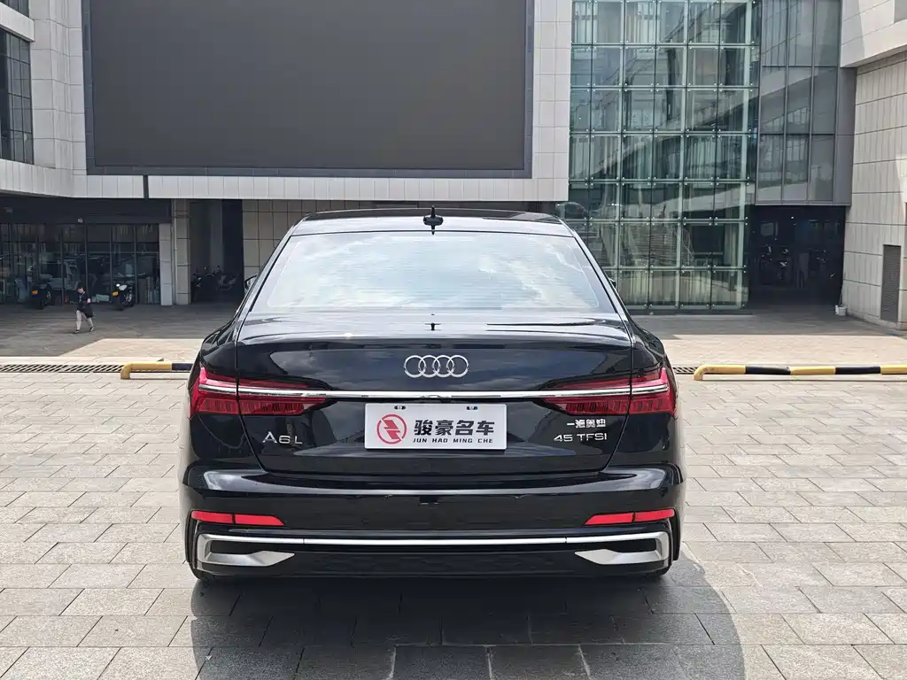 Audi A6L 2023 — фото 27