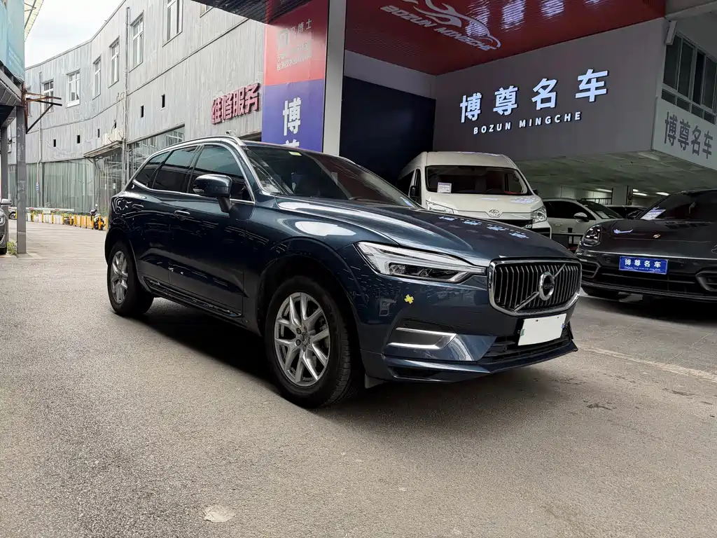 Volvo XC60 2019 — фото 3