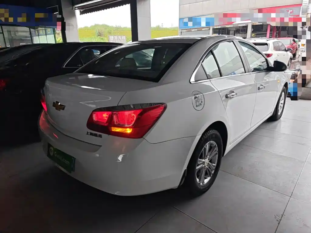 Chevrolet Cruze 2015 — фото 7
