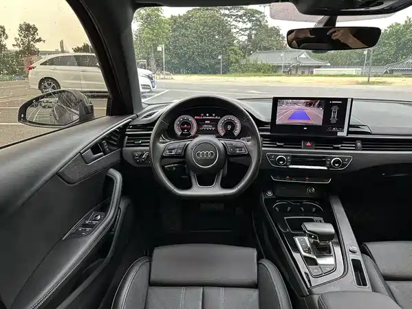 Audi A4L 2023