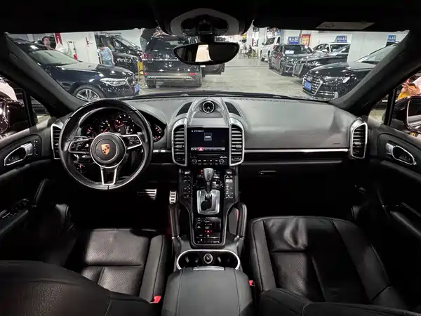 Porsche Cayenne 2016