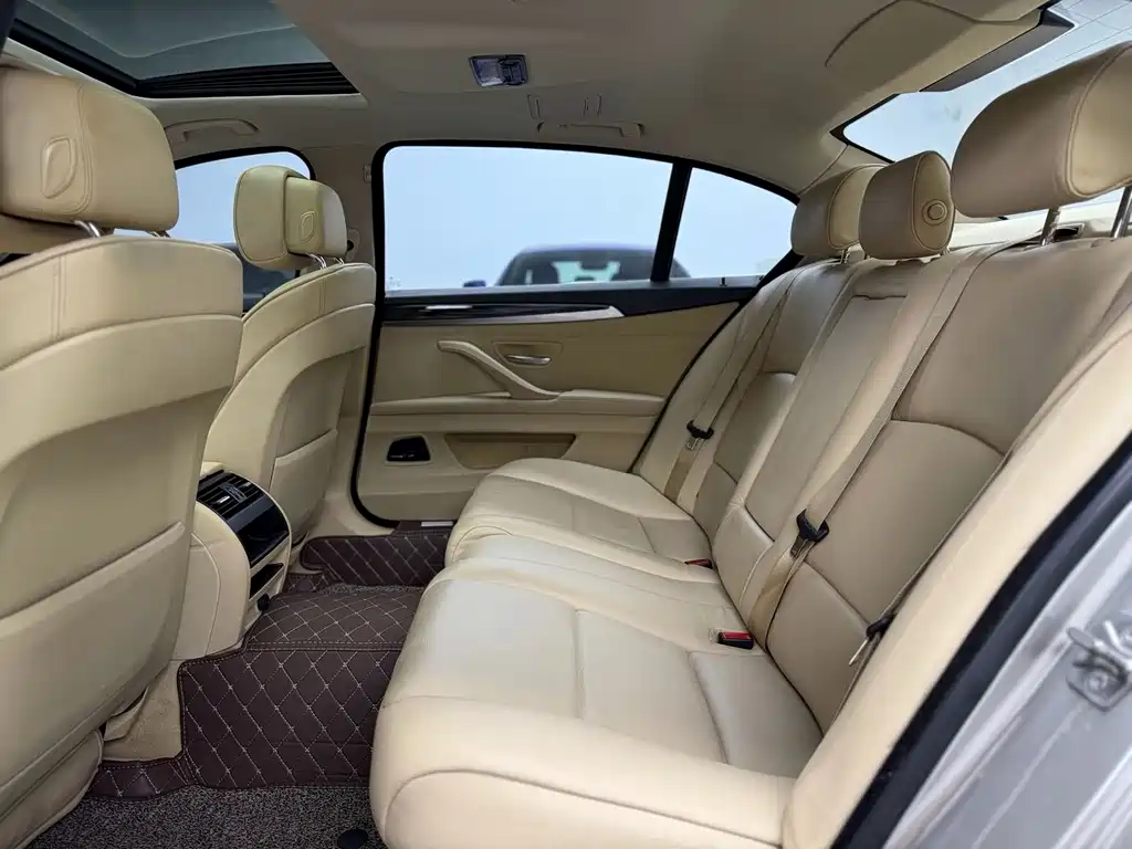 BMW 5 Series 2012