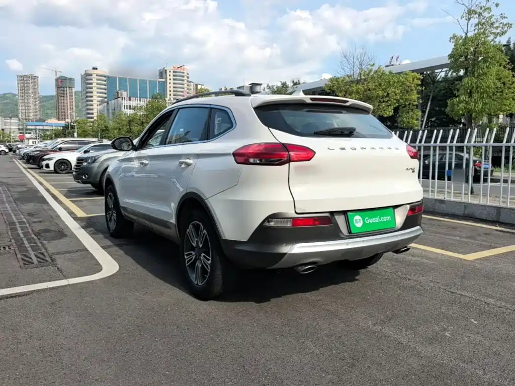 Leopaard CS10 2018