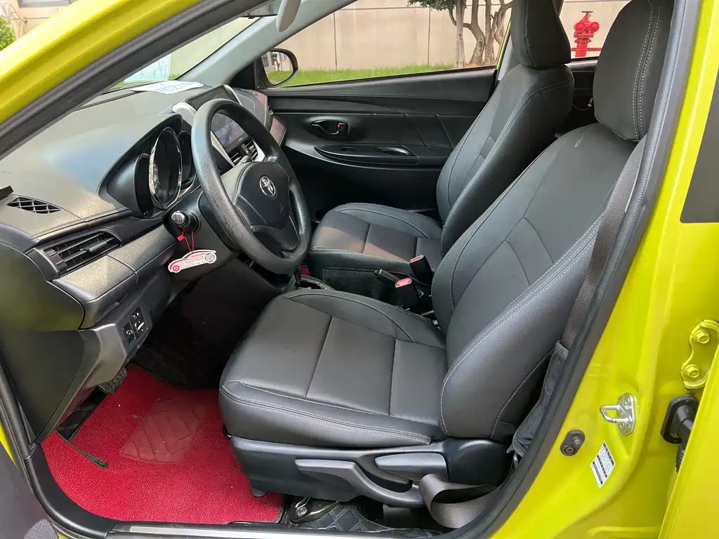 Toyota Yaris L 2017