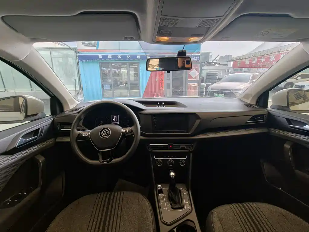 Volkswagen Tharu 2022