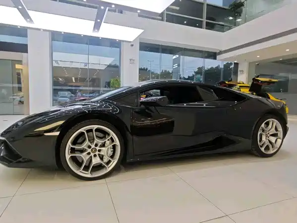 Lamborghini Huracan 2016