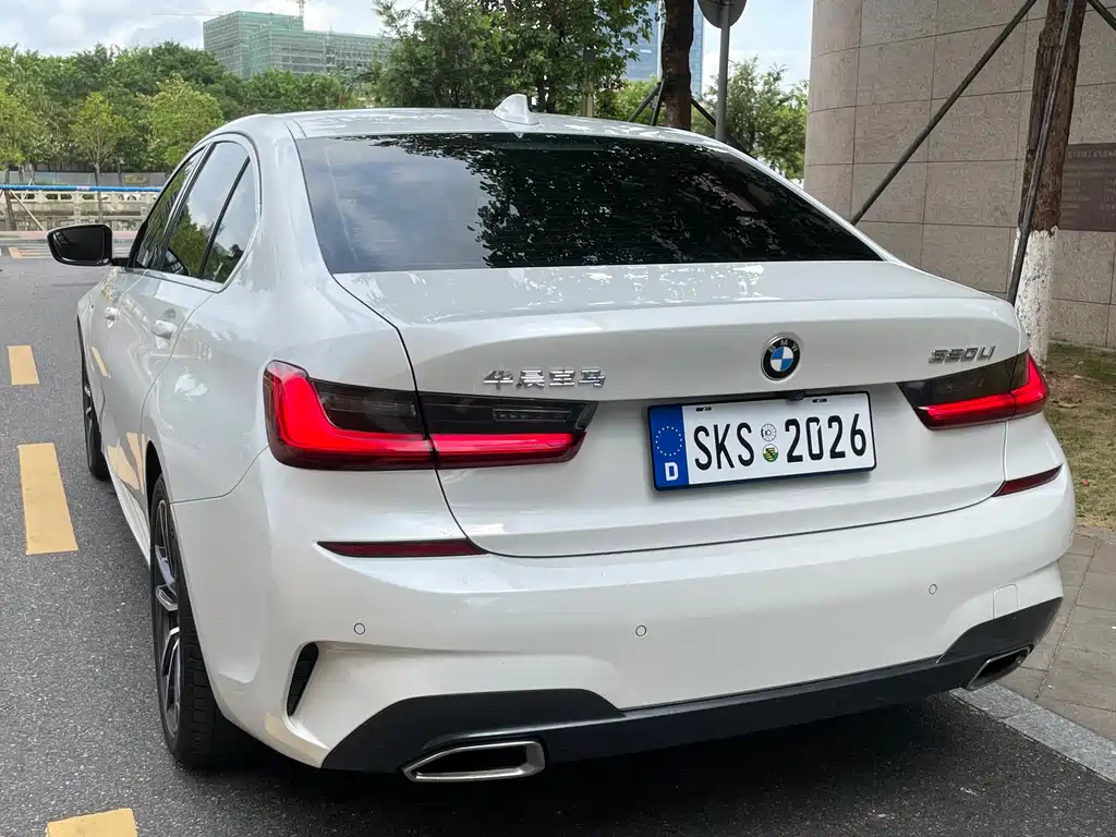 BMW 3 Series 2021