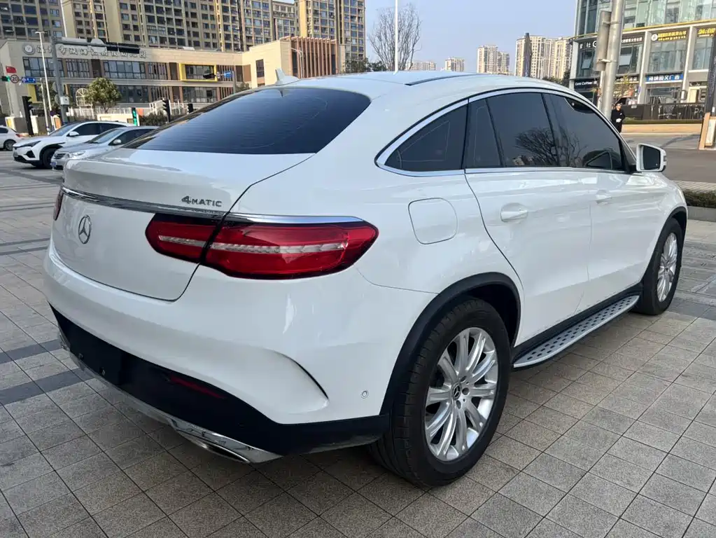 Mercedes-Benz GLE Coupe 2017 — фото 3