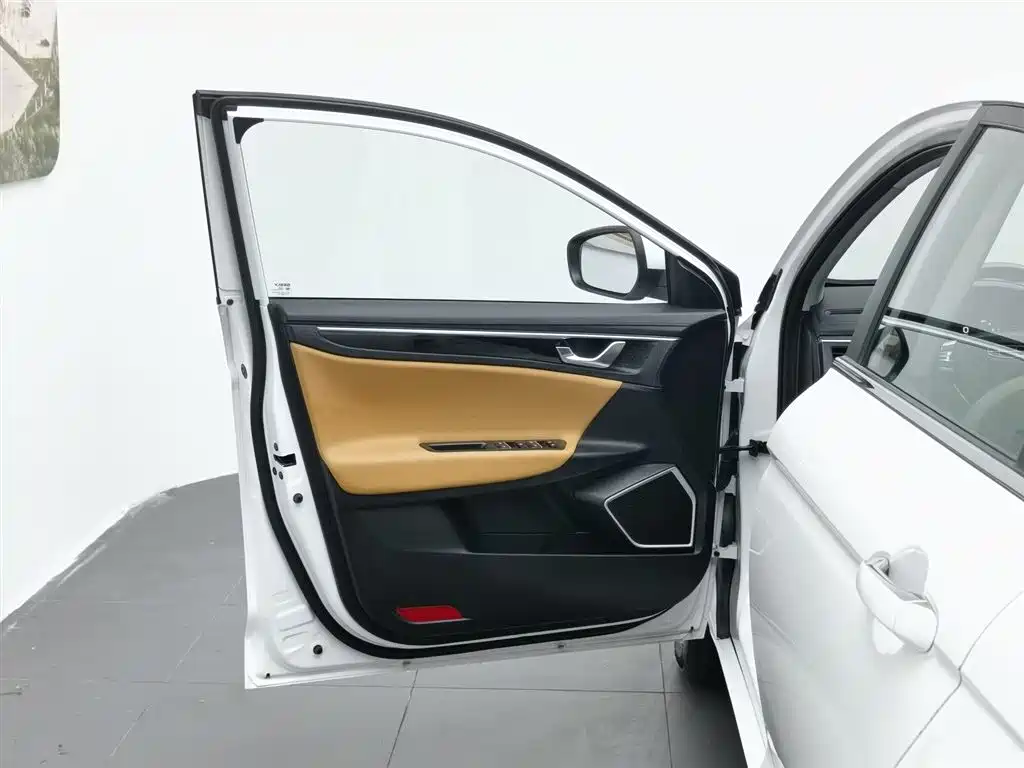 Geely Emgrand GL 2020 — фото 8