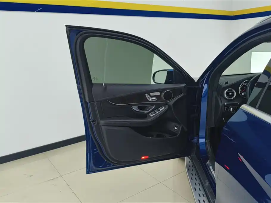 Mercedes-Benz GLC 2020