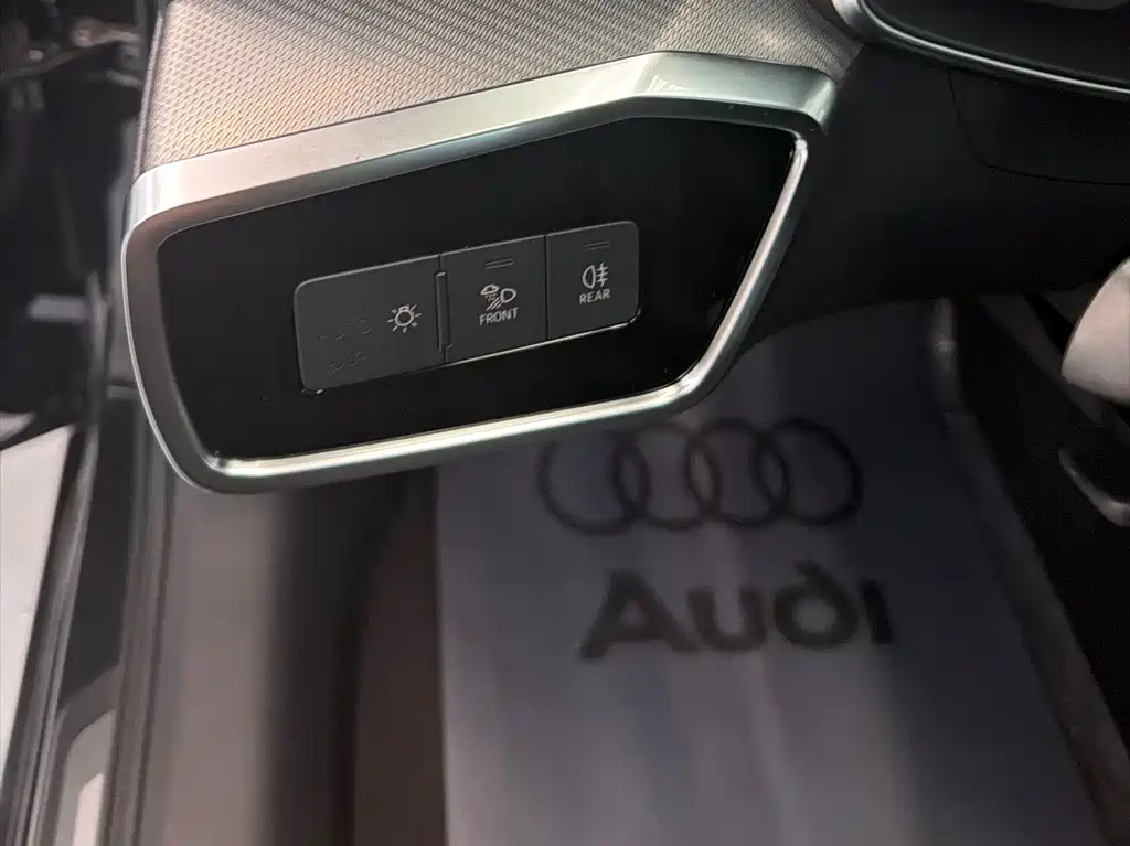 Audi A6L 2020 — фото 13